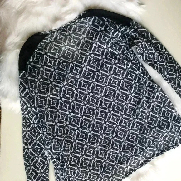 Bethany Mota Black & White Boho Sweater - Picture 2 of 6